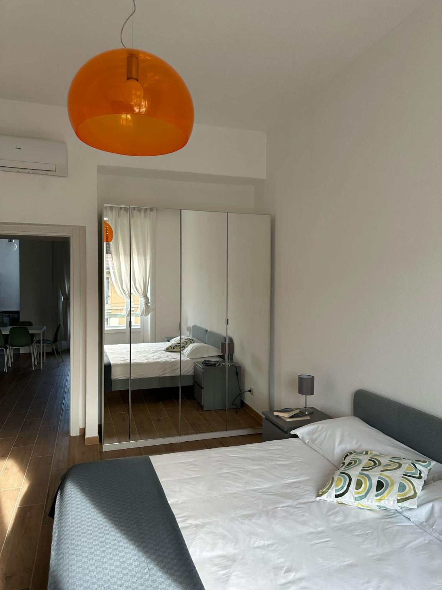 New Apartment With Balcony, Isola Bosco Verticale Milaan Buitenkant foto