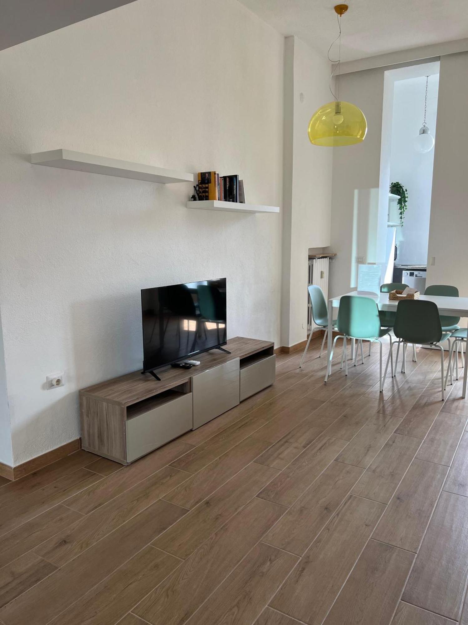 New Apartment With Balcony, Isola Bosco Verticale Milaan Buitenkant foto