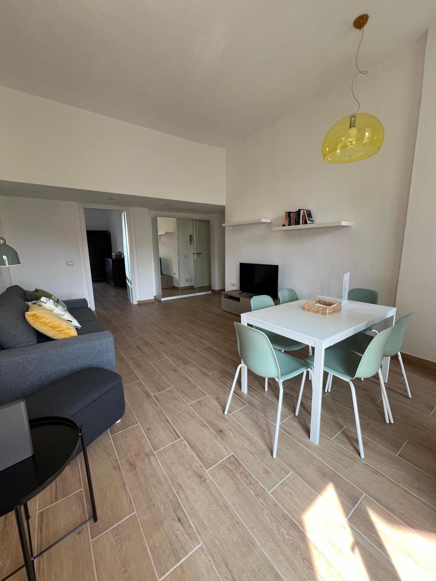 New Apartment With Balcony, Isola Bosco Verticale Milaan Buitenkant foto